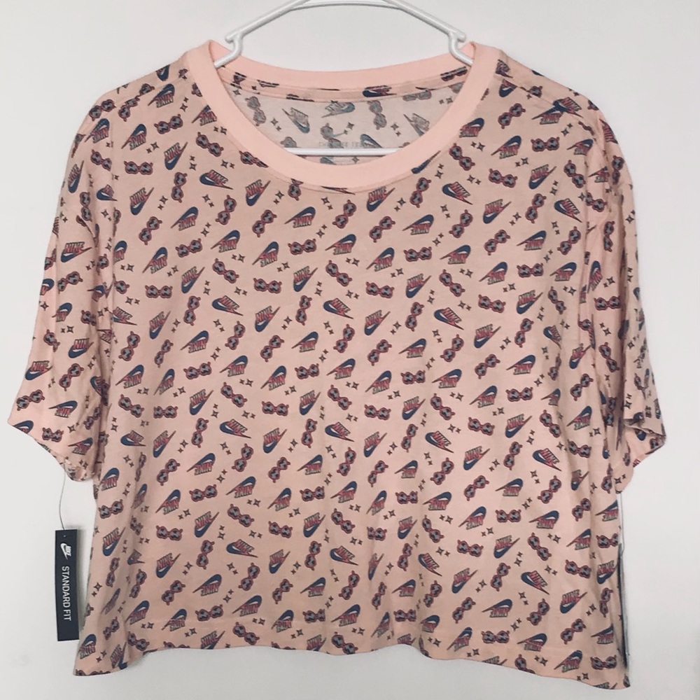 The Nike tee crop top shirt